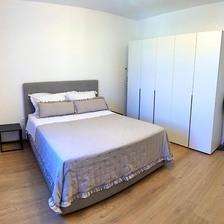 Apartments Derado Supetar Εξωτερικό φωτογραφία