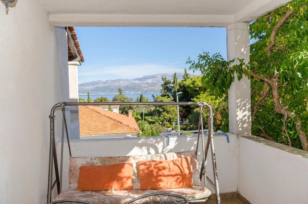 Apartments Derado Supetar Εξωτερικό φωτογραφία