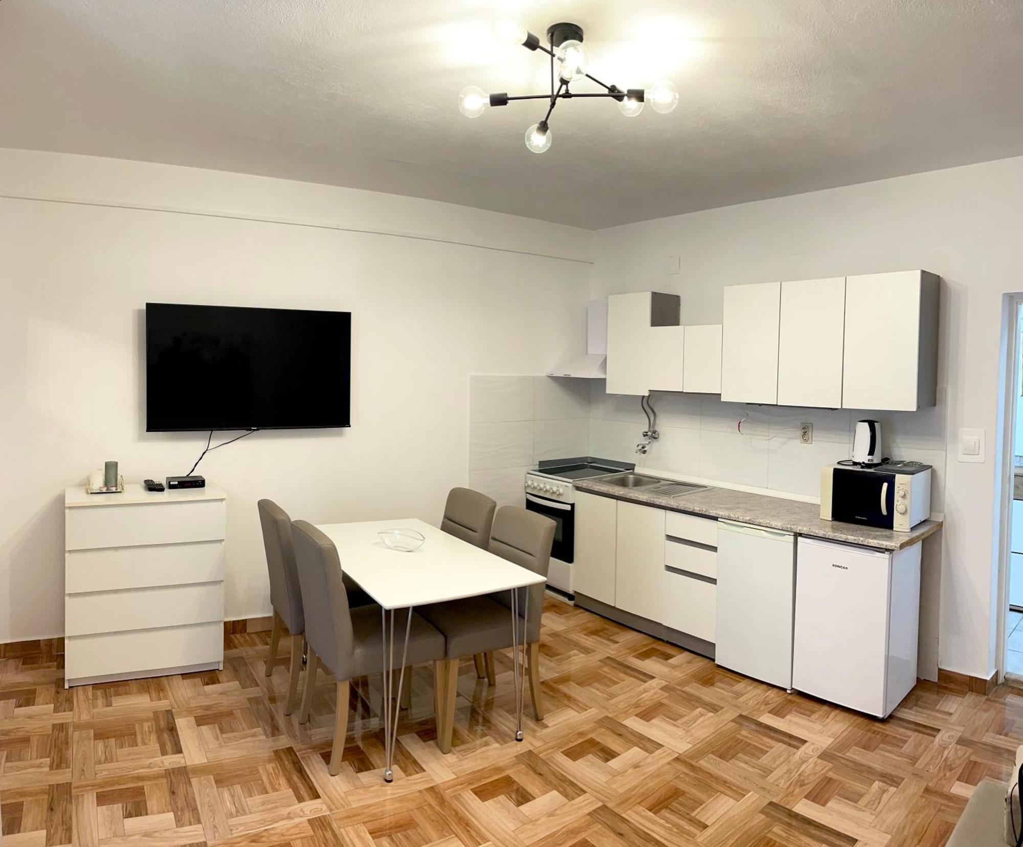 Apartments Derado Supetar Εξωτερικό φωτογραφία