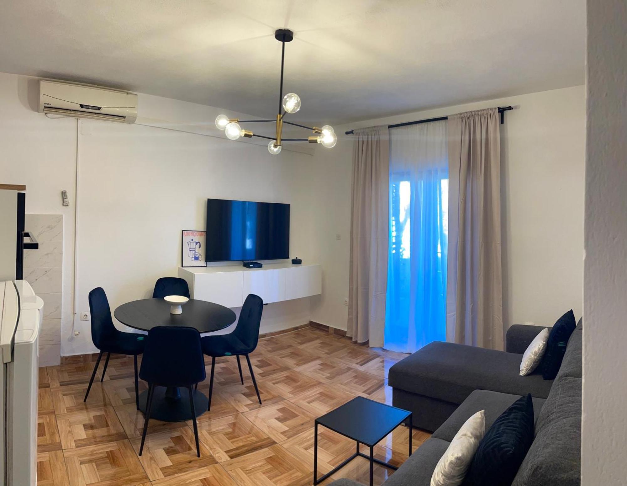 Apartments Derado Supetar Εξωτερικό φωτογραφία